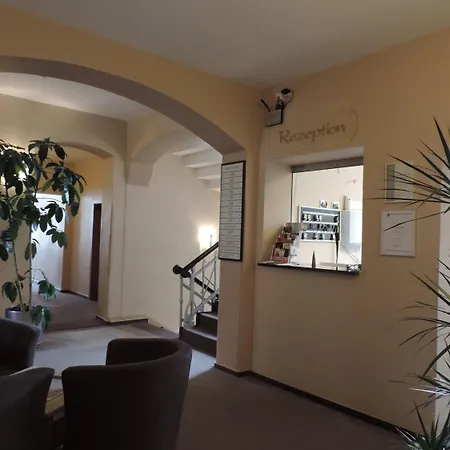 Carl Von Clausewitz Szálloda 3*