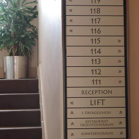 Carl Von Clausewitz 3*