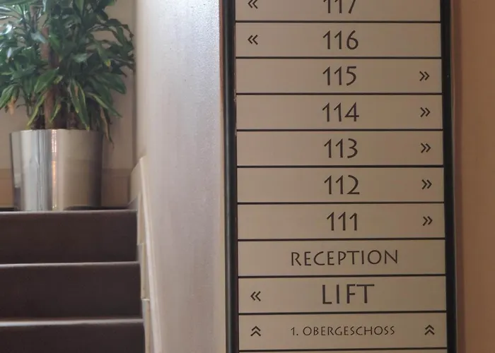 Carl Von Clausewitz 3*