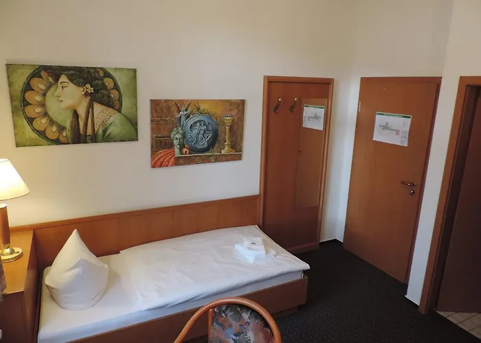 Carl Von Clausewitz Hotell